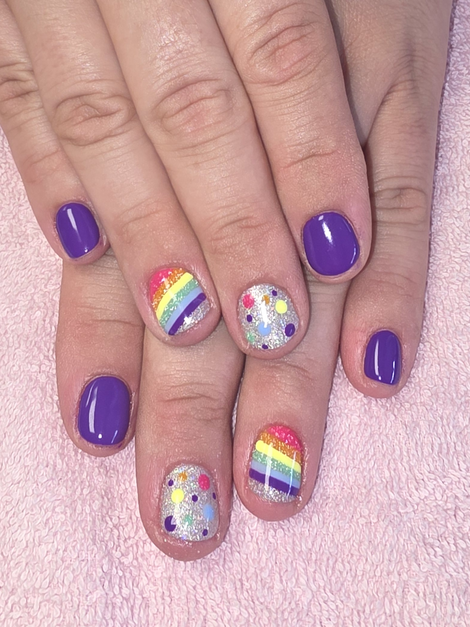Onyx and Aura nail photo 1