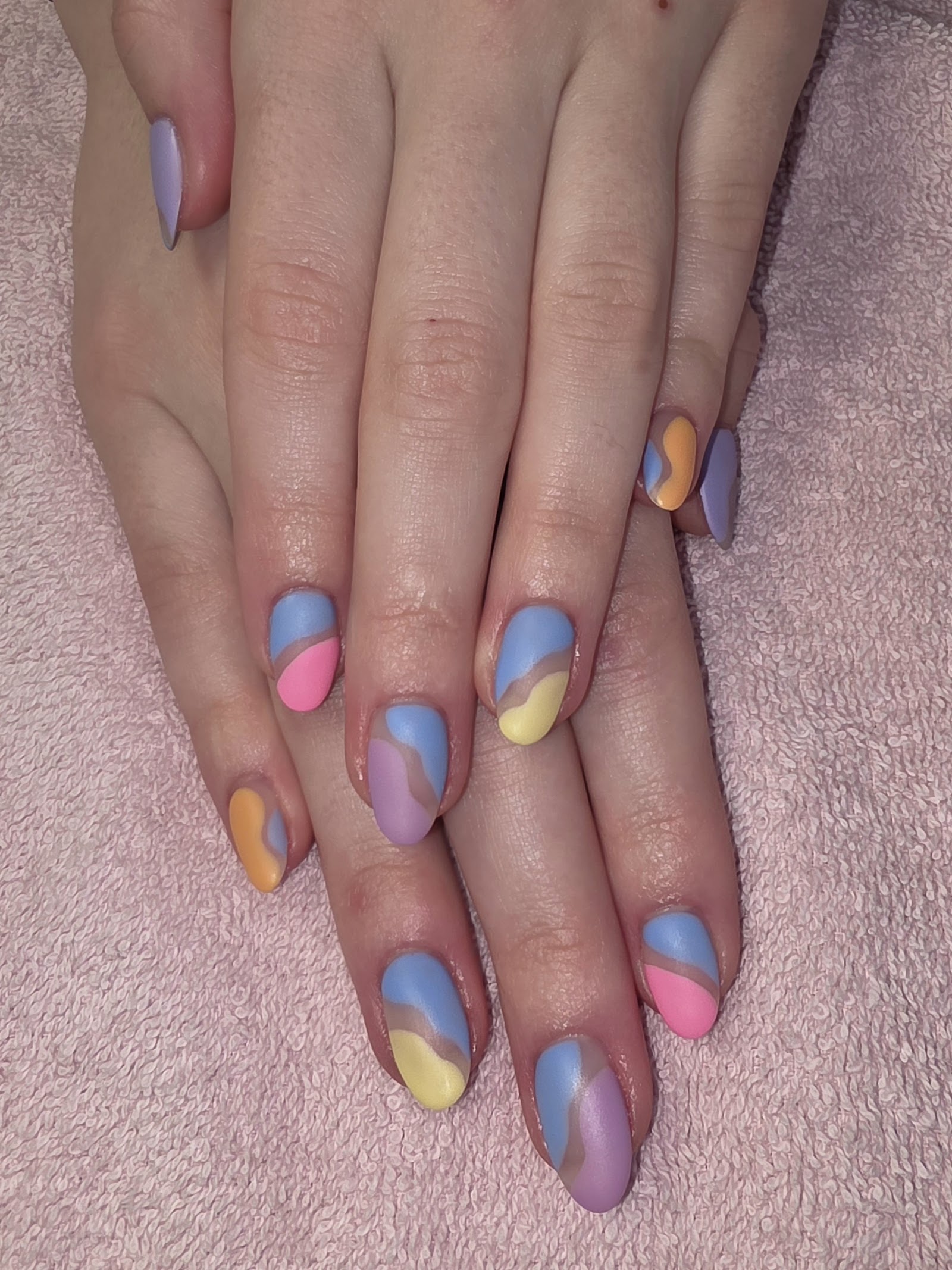 Onyx and Aura nail photo 3